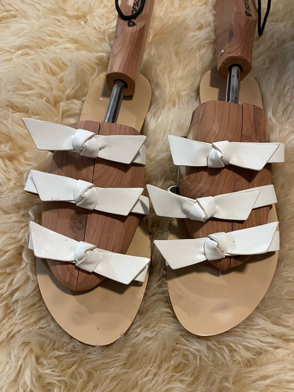 Women’s White Bow Strap Sandals